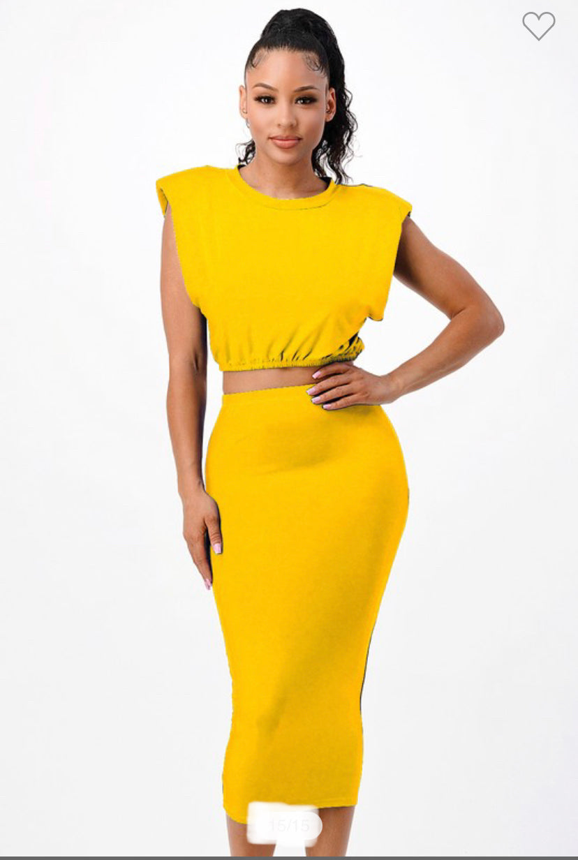 Yellow 💛 The “Royal Standard” Two-Piece Set