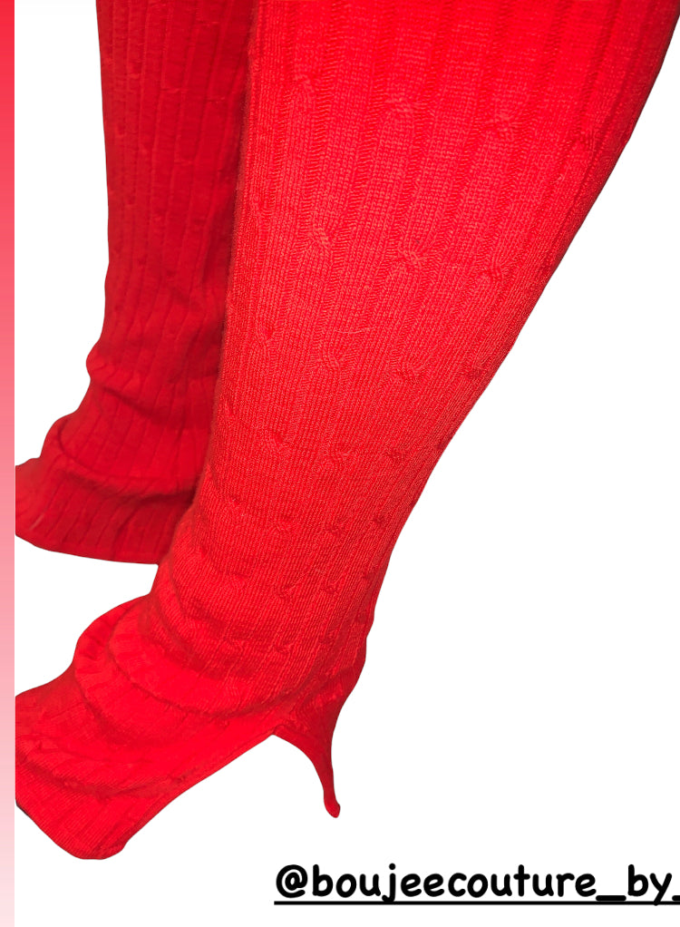 Red ribbed leggings w/slit