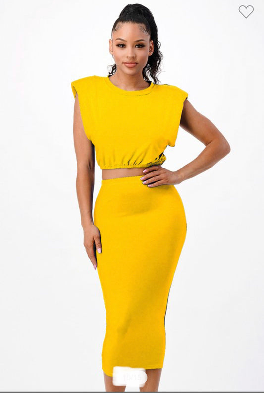 Yellow 💛 The “Royal Standard” Two-Piece Set